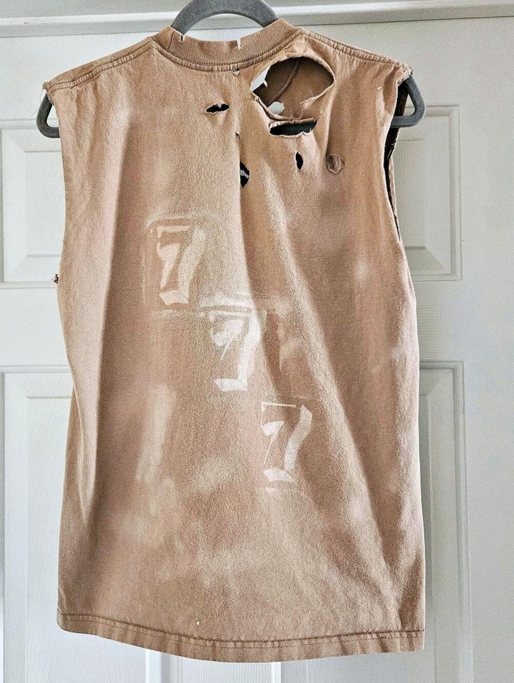 Distressed Lucky 777 Muscle Tshirt